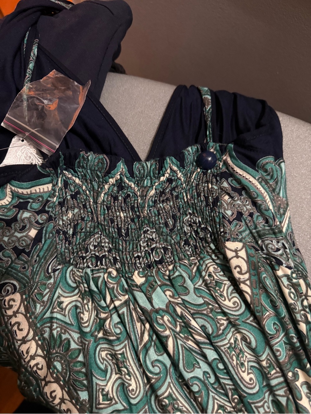 Women’s Green Patterned V-Neck Maxi Dress - Picture 2 of 7